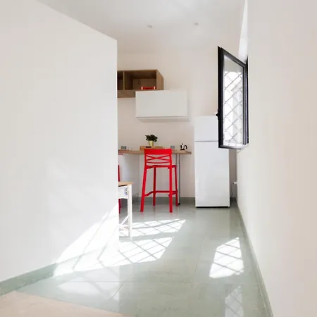 Anna Maria In Centro Apartment